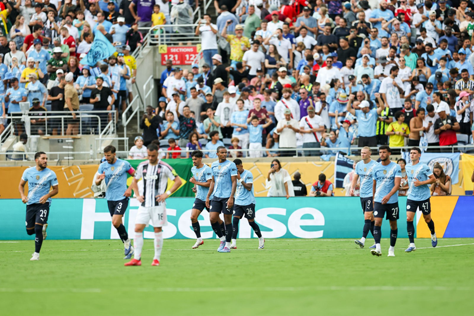 开云入口-曼联迎亚冠关键赛,今夜迎来里程碑,媒体盛赞,赛季目标并未改变