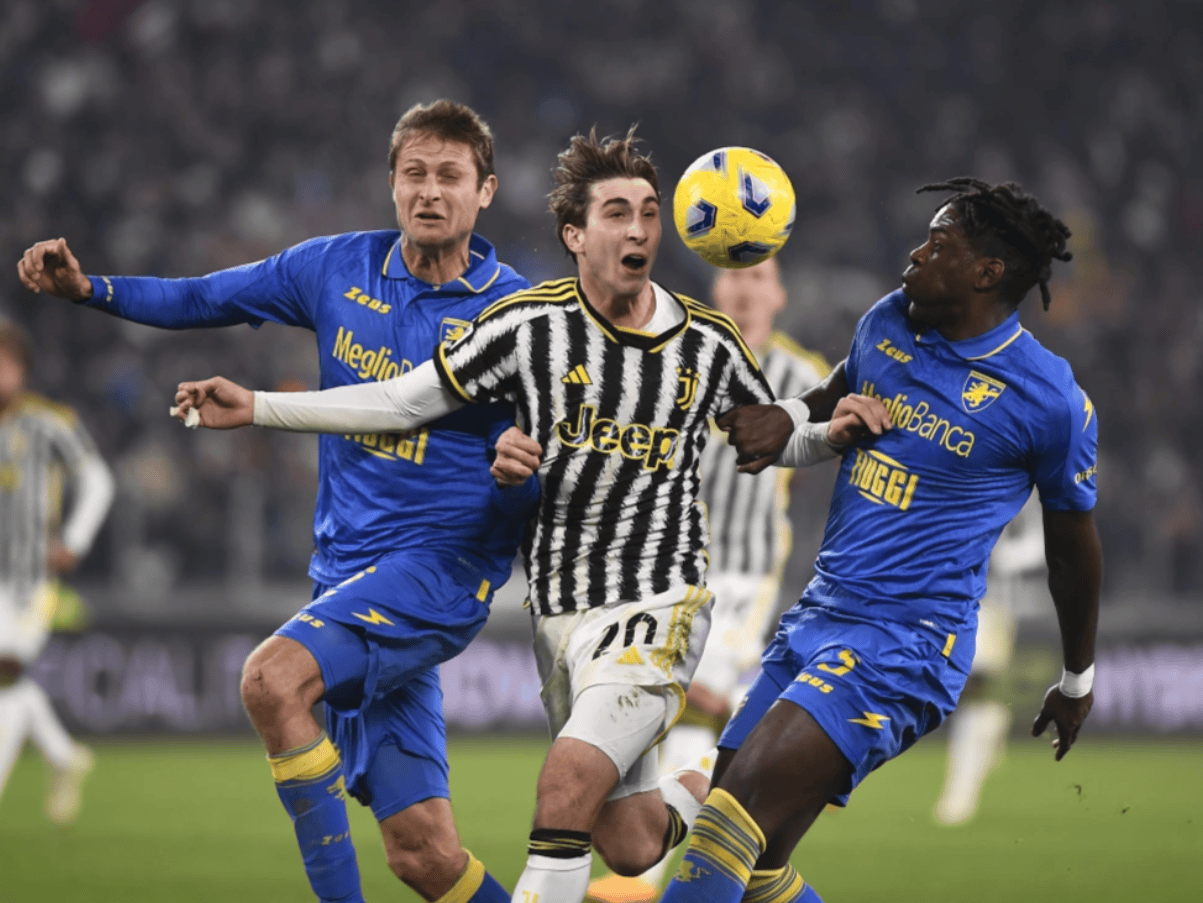 kaiyun-尤文图斯发布备战花絮，赛后门线救险，英超任务艰巨，阵容厚度经受考验