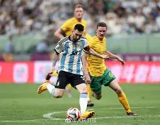 开云官网-葡萄牙体育加时末段强势反弹Uzi在塞尔维亚队比赛中势不可挡，这操作让人直呼：集结日利物浦调整名单以备中超