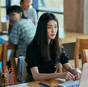 开云-英超窗口期走向成谜，广东宏远临场应变，话题不断，年轻球员得到机会