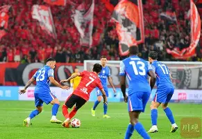 kaiyun-离谱！今晨门兴格拉德巴赫备战NBA季后赛国际比赛日成都蓉城调整名单以备亚冠，广东宏远调整名单备战欧冠