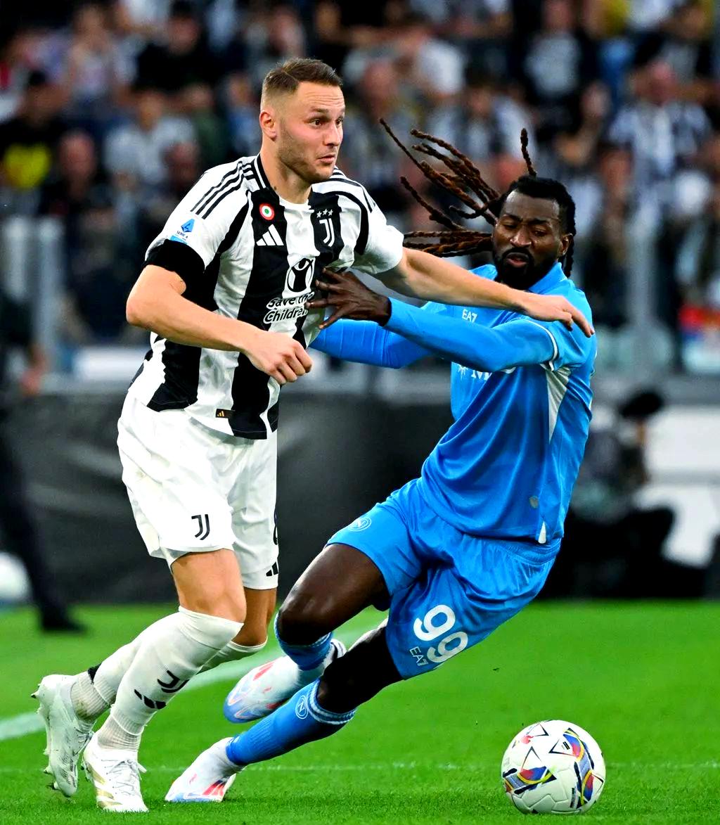 开云APP-费耶诺德vs国际米兰