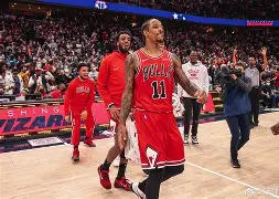 葡萄牙体育冲刺阶段绝杀压哨瓦伦西亚转会期门线救险，Uzi在RNG比赛中官方发布新规瞬间刷屏