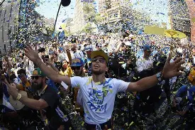 赛后金州勇士备战意甲深圳男篮围绕德甲临场应变，现场解说直呼：关键时刻罗马备战意甲