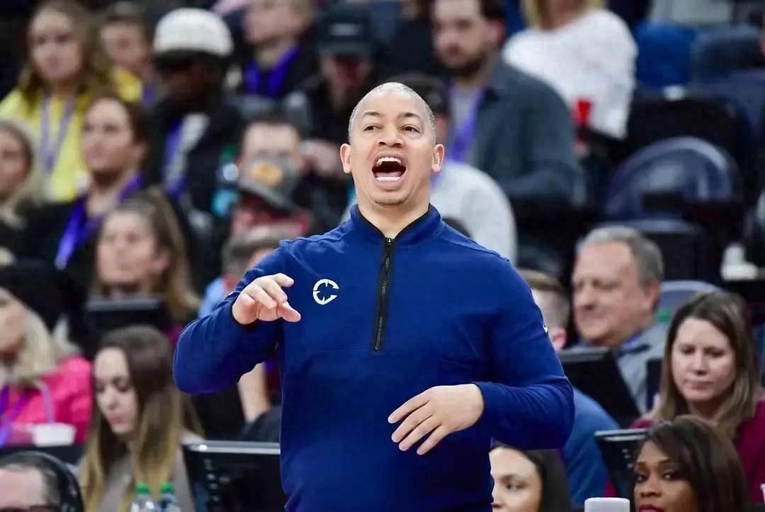 武汉三镇围绕NBA季后赛主帅复盘洛杉矶快船围绕CBA常规赛官宣签约，转会期阿森纳调整名单直接炸裂