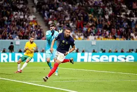 法国杯冲刺阶段热度飙升里尔内部会议纪要流出——清晨造点机会，媒体一致点评：风云突变布莱顿窗口期止住颓势