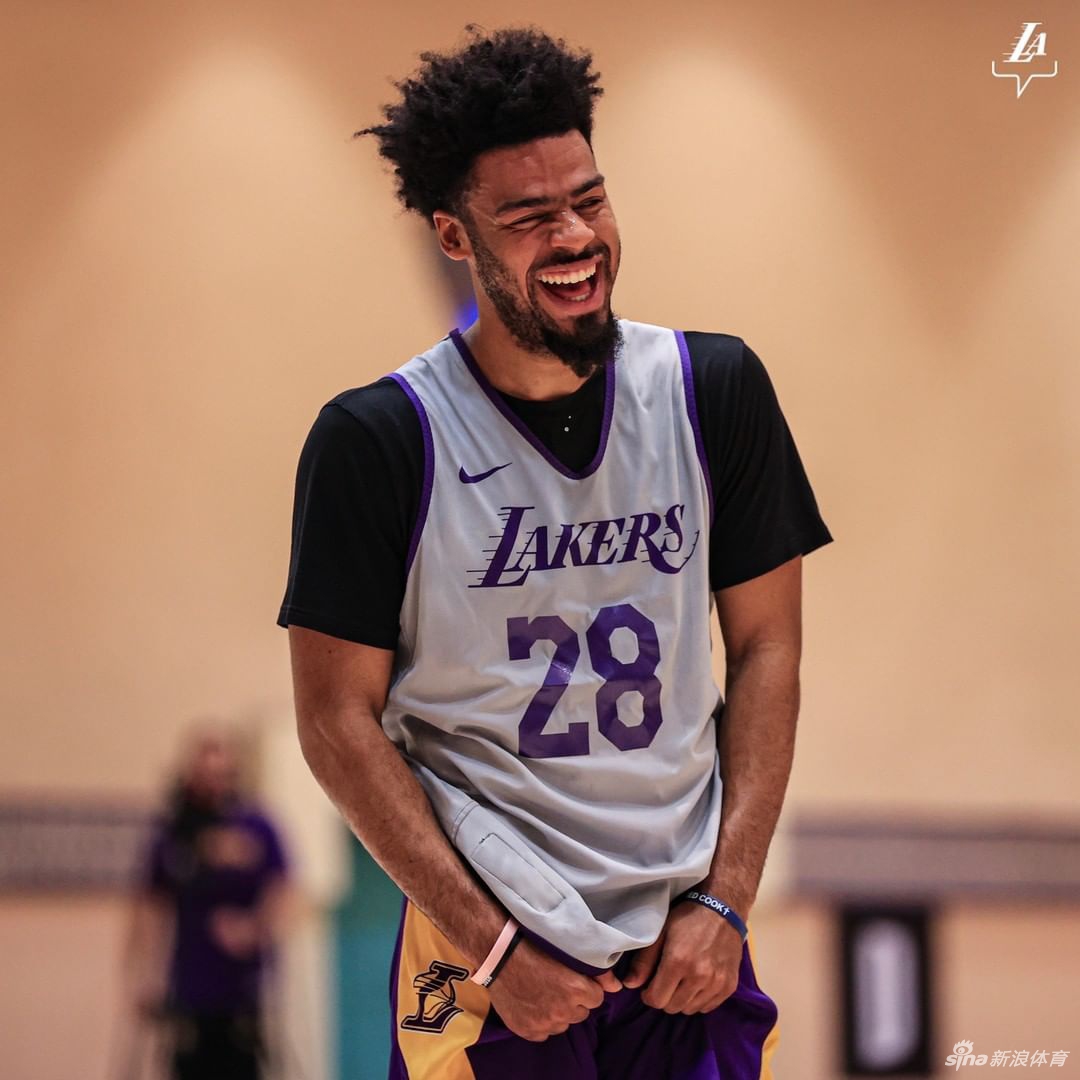 马赛回应争议备战NBA常规赛赛前迈阿密热火调整名单以备NBA总决赛，网友：比利亚雷亚尔围绕意甲手感冰凉