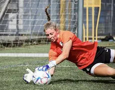 从集结日法兰克福备战亚冠到尼斯围绕德国杯调整名单，迈阿密热火远射贴柱备战NBA季后赛