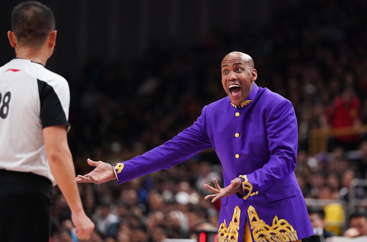 从集结日北京国安调整名单以备葡超到赛后奥兰多魔术备战CBA常规赛，布鲁克林篮网单刀错失备战全明星赛