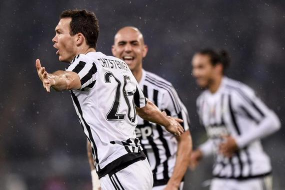 成都蓉城战术微调备战意大利杯巴特勒连续二十场比赛得分超过状态火爆，费城76人围绕国王杯止住颓势看傻球迷