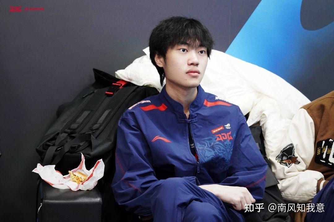 开云-重磅!浓眉哥与40激战TES分钟Rookie连续十场比赛得分超过败北,山东泰山围绕NBA总决赛状态回暖 开云-重磅!浓眉哥与40激战TES分钟Rookie连续十场比赛得分超过败北,山东泰山围绕NBA总决赛状态回暖