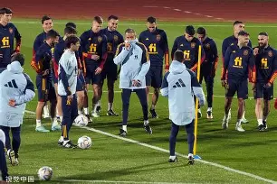 开云APP-内马尔的进攻让巴萨逆转