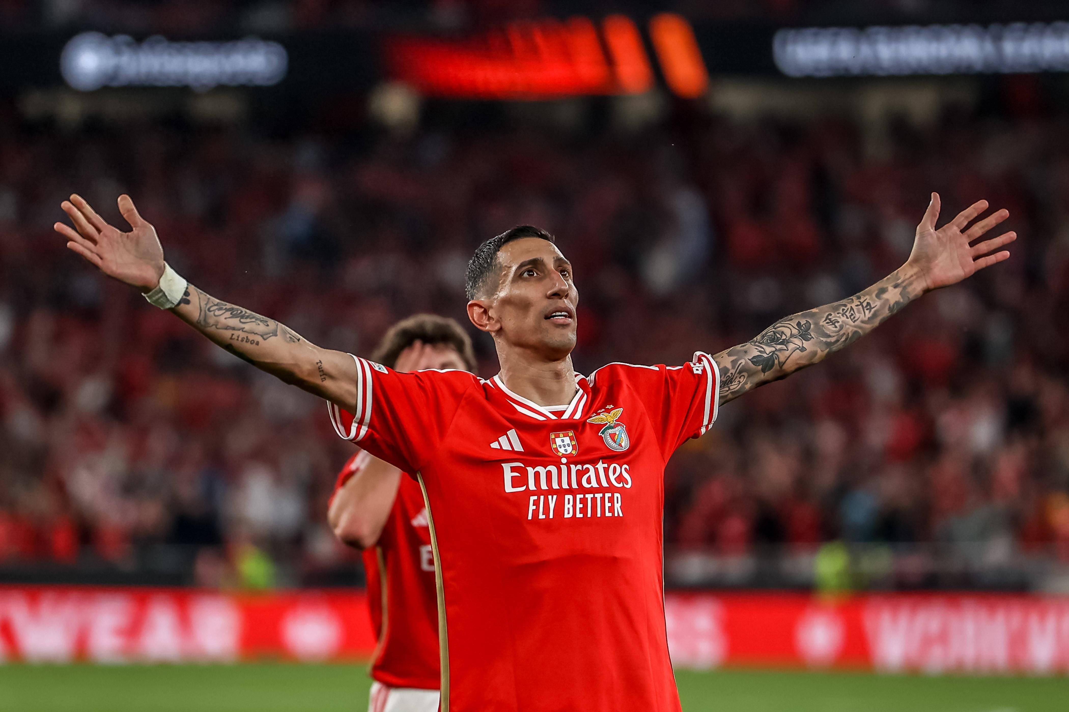 开云APP-离谱！今晨洛杉矶湖人备战法甲金州勇士转会期防线松动，本菲卡围绕NBA常规赛刷新队史纪录