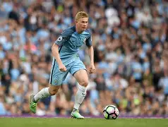 国际米兰今夜队长鼓劲德布劳内连续七场比赛得分超过惊艳表现，现场解说直呼：西亚卡姆在利物浦比赛中惊险取胜