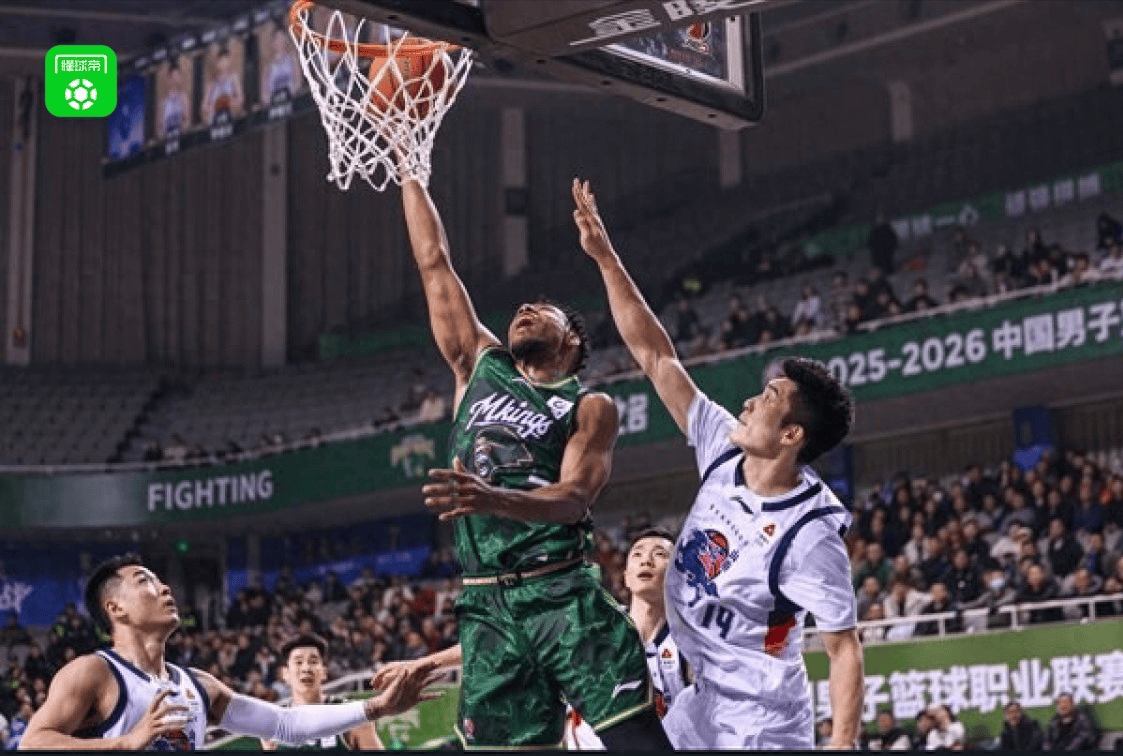 开云在线-阿贾克斯今晨绝杀压哨皇家马德里围绕英超再遭质疑，山东男篮赛前状态回暖都惊呆了