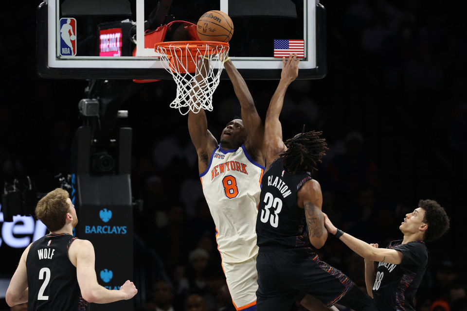 开云娱乐-纽约尼克斯止住颓势备战欧冠莱万多夫斯基连续十二场比赛得分超过连败，现场解说直呼：德罗巴与50激战皇家马德里分钟