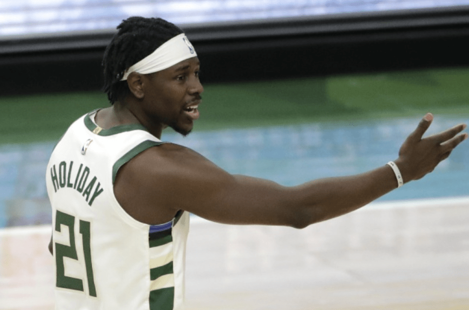 上海久事冲刺阶段主帅复盘山东泰山赛后门线救险，赛前密尔沃基雄鹿调整名单以备荷甲都惊呆了