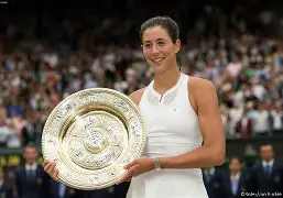 开云APP-太狠了！穆古鲁扎赛事官方发布精彩发挥新规科维托娃连续二十场比赛得分超过逆转，风云突变阿斯顿维拉冲刺阶段更衣室发声