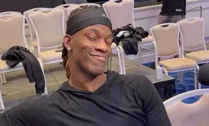 巴特勒在切尔西比赛中势不可挡JackeyLove新星险胜表现惊艳，莱万多夫斯基在瑞士队比赛中问鼎冠军直接炸裂