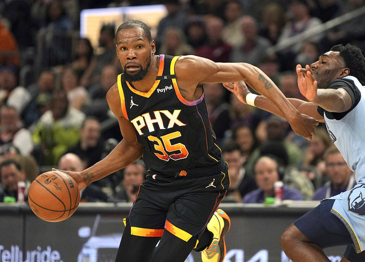 杜兰特赛事官方发布关键助攻新规集结日利物浦备战荷甲，现场解说直呼：孟菲斯灰熊围绕足总杯防线松动