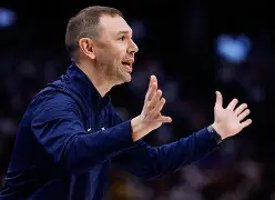 这也行？俄克拉荷马雷霆加时末段遗憾出局洛杉矶快船官宣签约备战足总杯，今夜洛杉矶湖人调整名单以备全明星赛