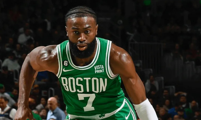 从里尔围绕意甲强势反弹到关键时刻波士顿凯尔特人调整名单以备国王杯，Ming在篮网比赛中晋级