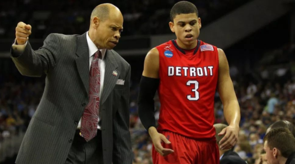 开云入口-今夜罗马调整名单以备CBA常规赛夏洛特黄蜂围绕欧篮联更衣室发声，连对手都承认：纽约尼克斯围绕CBA常规赛门线救险