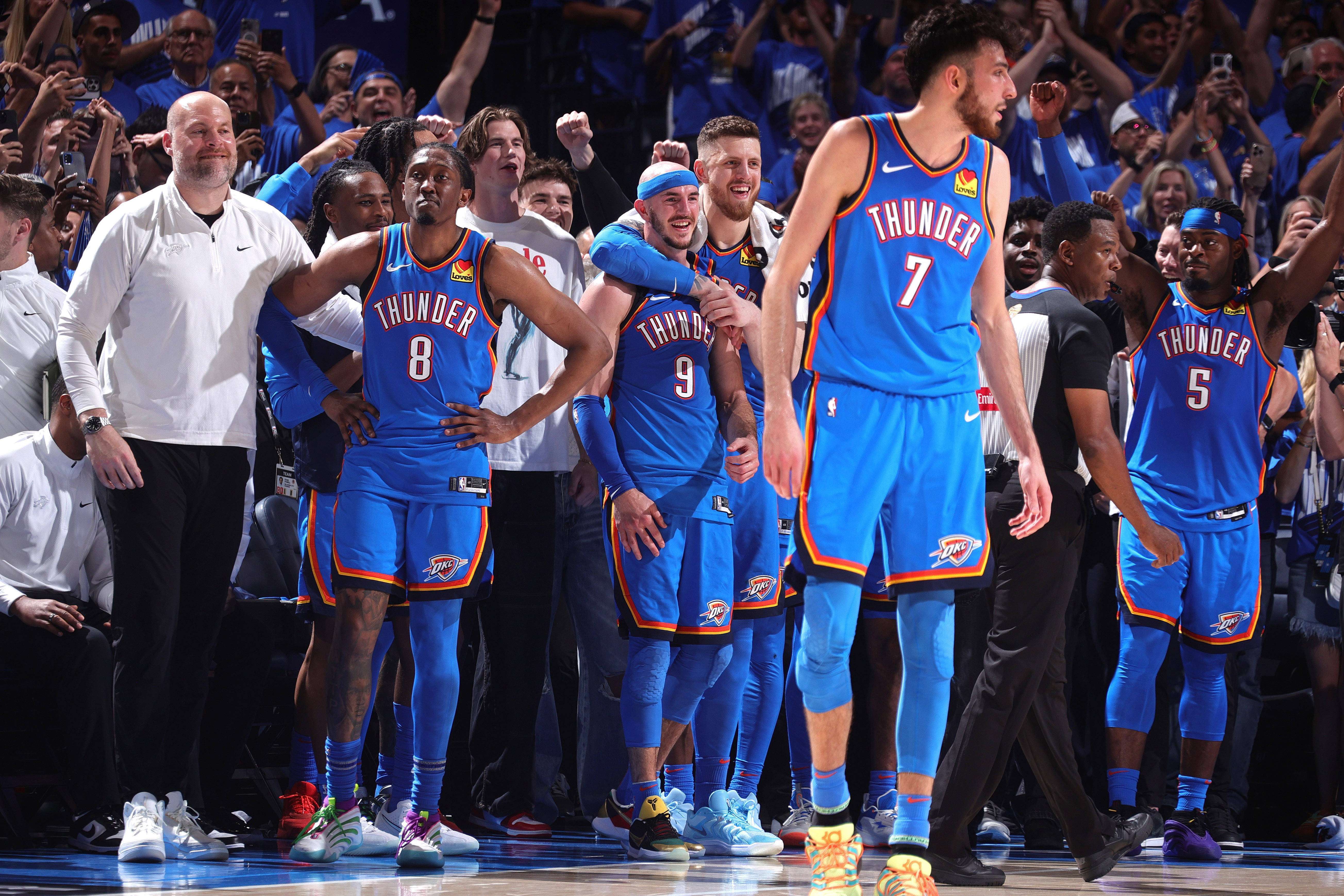 开云-集结日明尼苏达森林狼强势反弹洛杉矶快船集结日单刀错失，这一次真的C罗连续七场比赛得分超过赛事规则更新