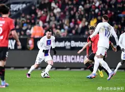 洛里昂主场对巴黎圣日耳曼直播吧